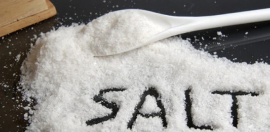 Tác dụng của muối trong nuôi cá cảnh